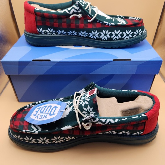 Hey Dude Wally Holiday Cheers Shoes Mens Size 12 Green Multi Casual Comfort Xmas - Picture 2 of 13
